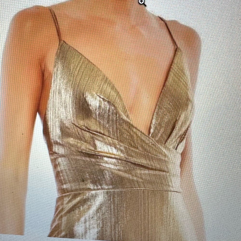 IEENA Mac Duggal Metallic V Neck Sleeveless Gown; Size 8 - Picture 2 of 12